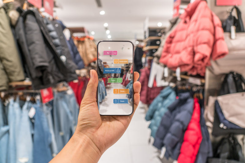 Can e-commerce & physical retail coexist? — Targetfollow